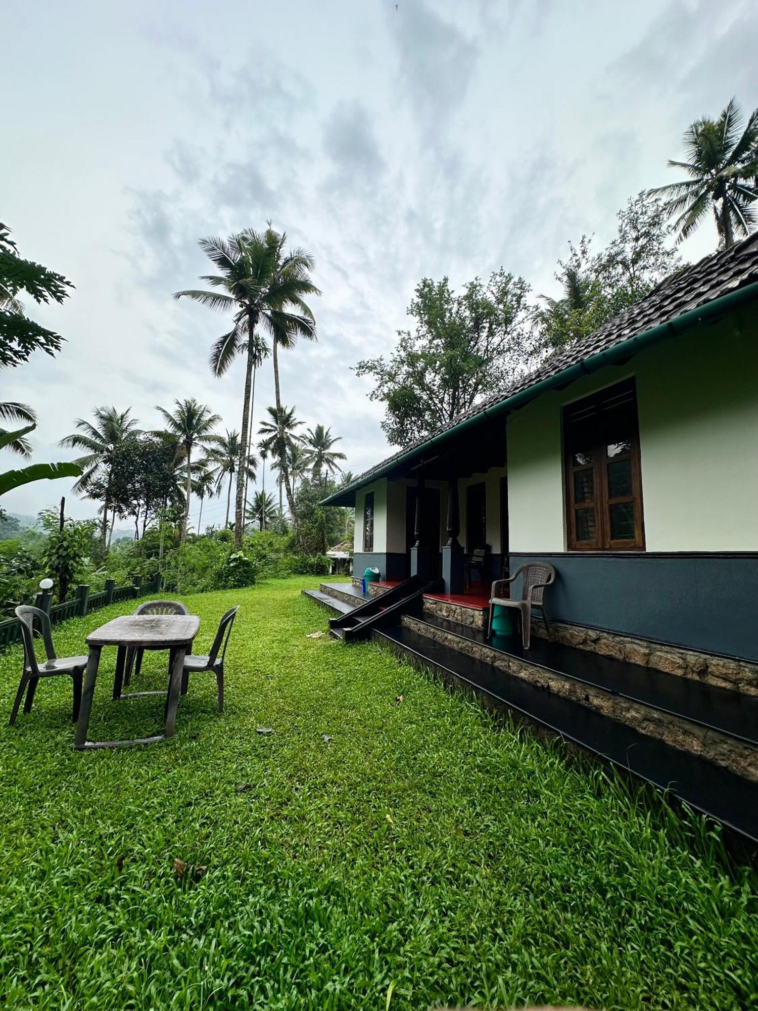 Green Mansion Anaviratty Екстер'єр фото
